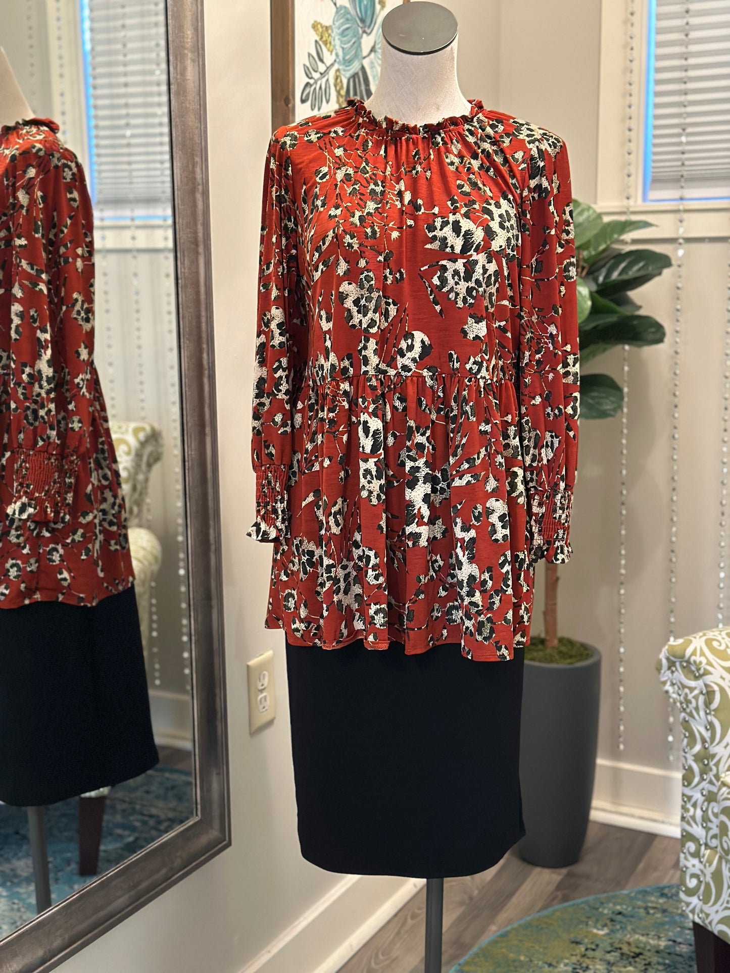 Yvonne Tunic-Rust
