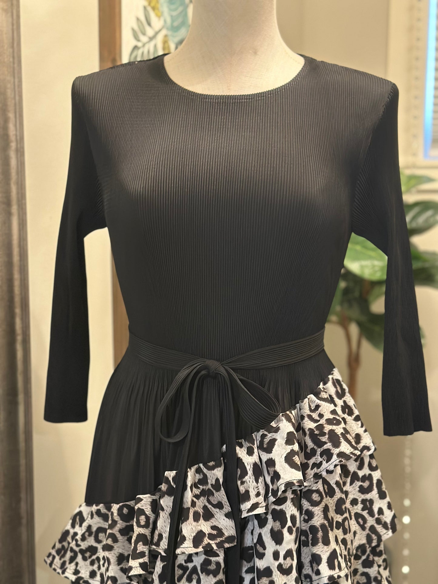 Emery Leopard Dress-Black
